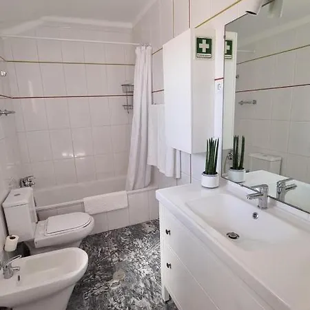 Casa Avo Nino Gueste House Apartament *